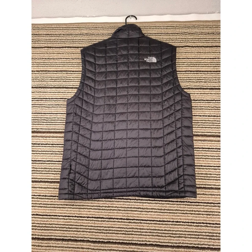 The North Face Mens Black Quilted Insulated Vest Spectrum Reach‎ Logo Size M